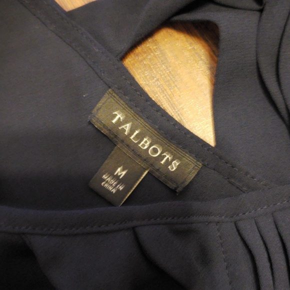 Talbots sleeveless blouse size M - Picture 2 of 3